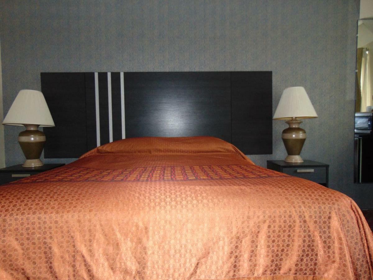 Motel La Mirage Monmouth Junction Exterior foto